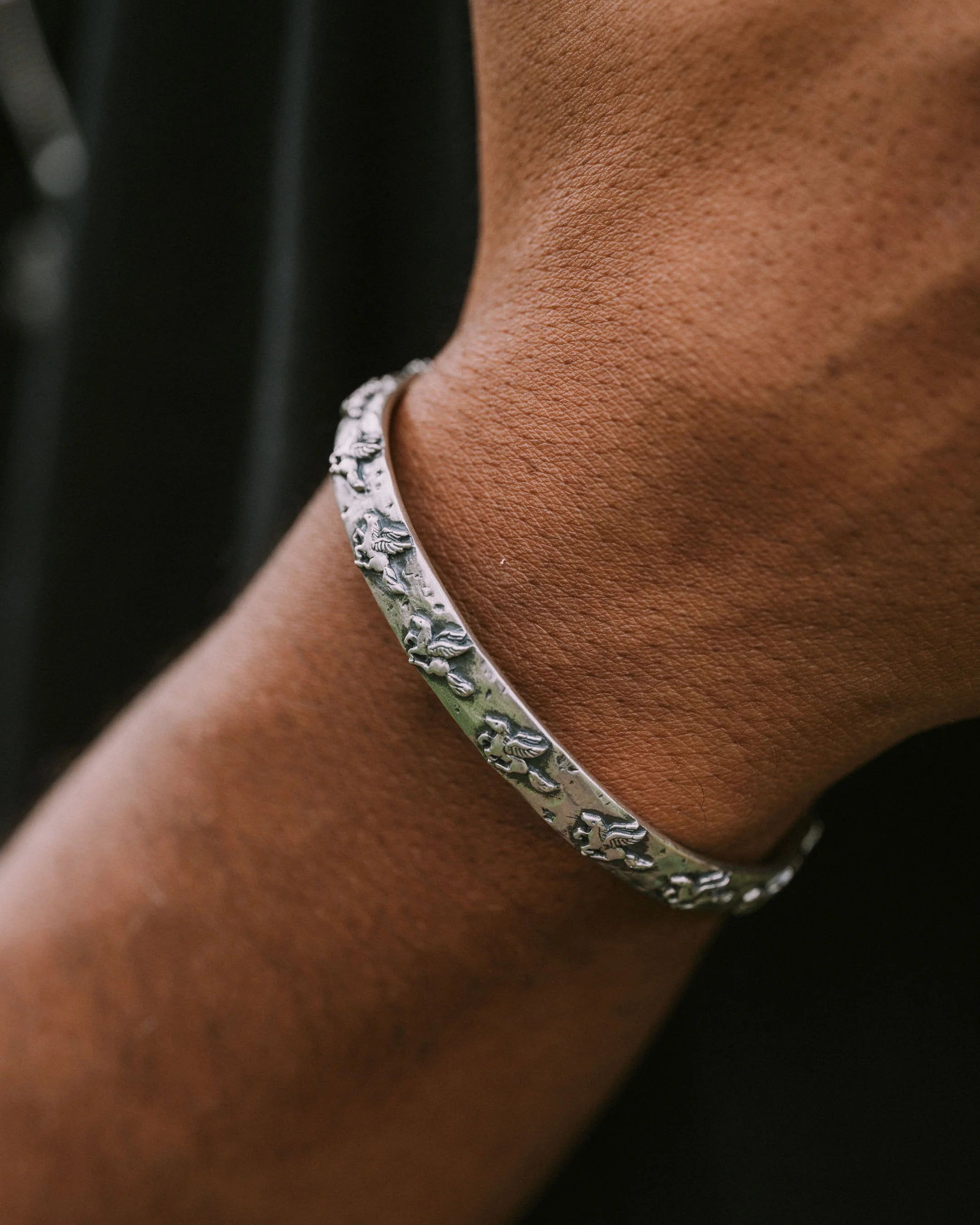 UNTOLD TRUTH / REBEL CUFF