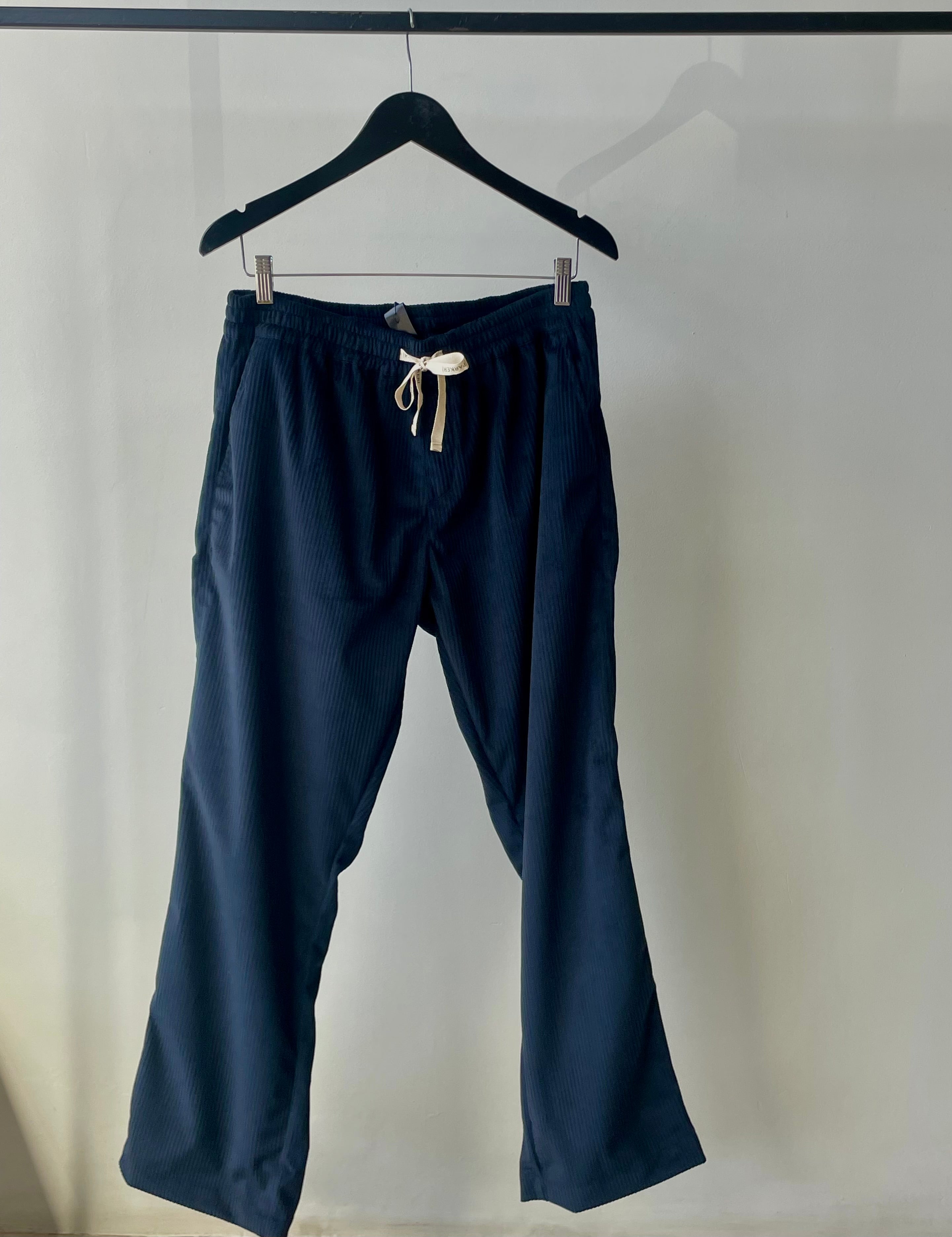 PARKER / CORDUROY CASUAL PANTS