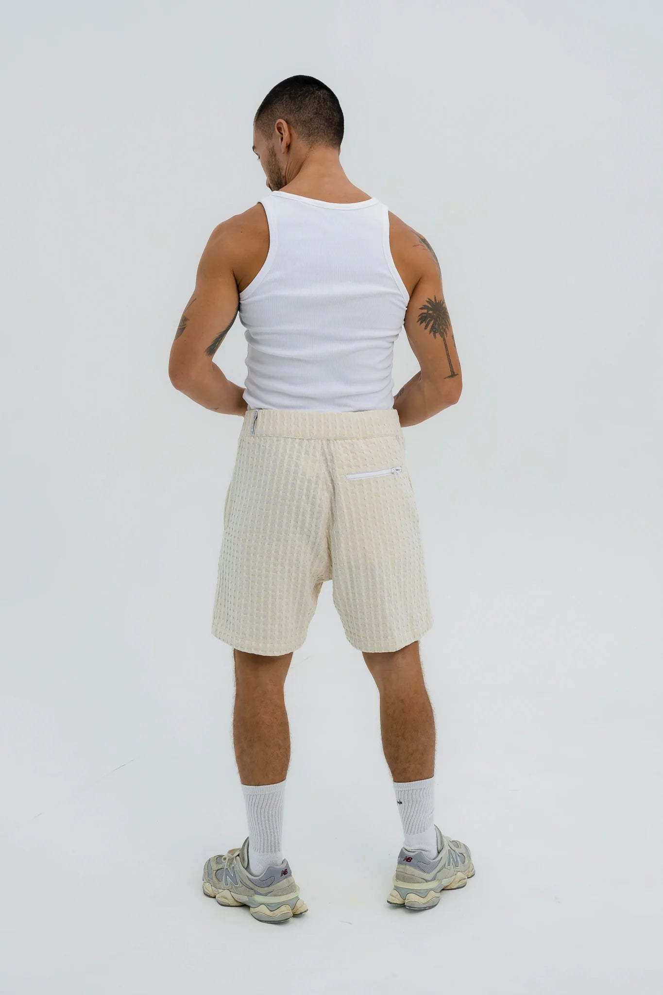 TWILM / EMBOSSED TAILORED SHORTS