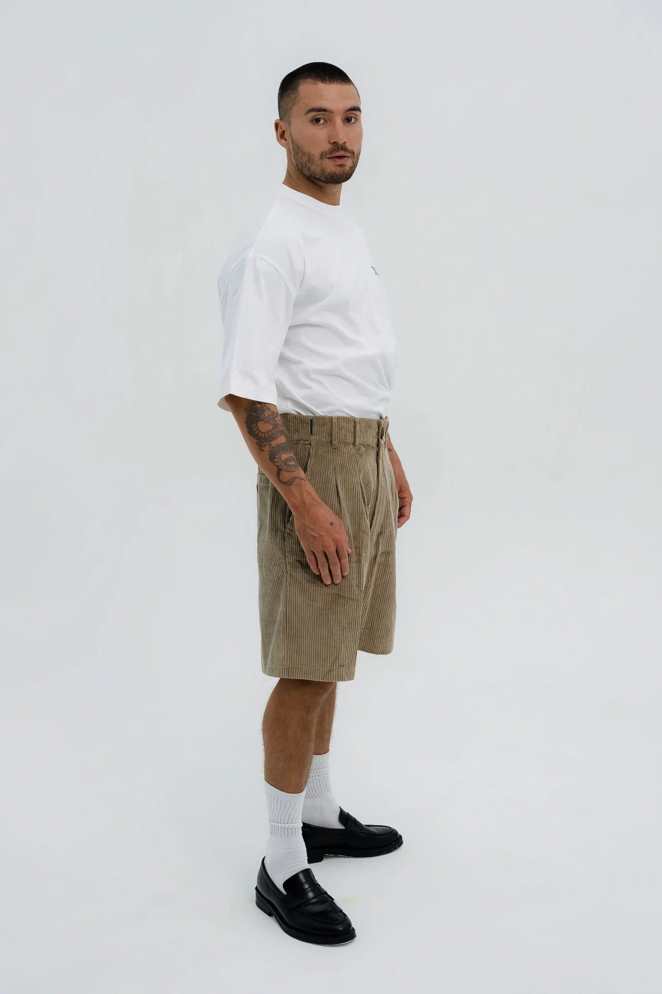 TWILM / CORDUROY VARSITY SHORTS