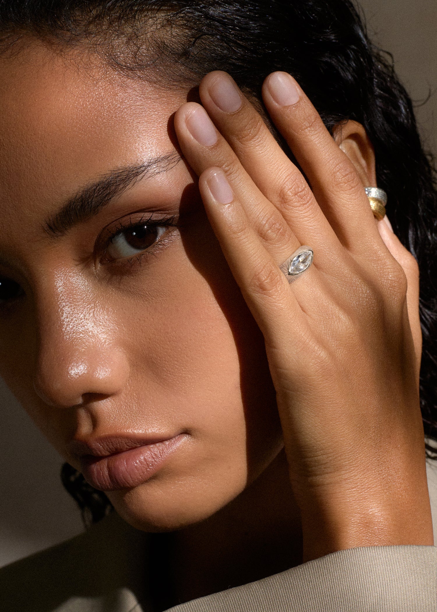 IZA JEWELRY / DEMI LUMAE RING