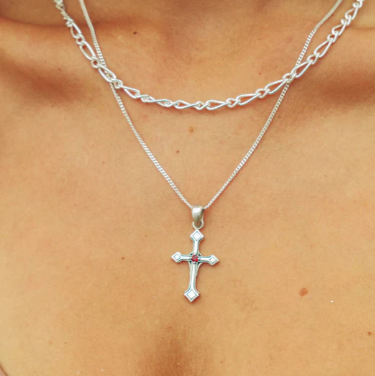 UNTOLD TRUTH / VINTAGE CROSS PENDANT