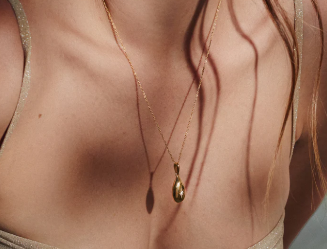 IZA JEWELRY / SOLANGE NECKLACE